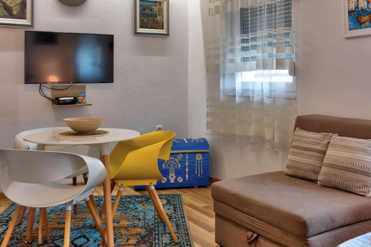 מוסטר Villa Acapulco מראה חיצוני תמונה